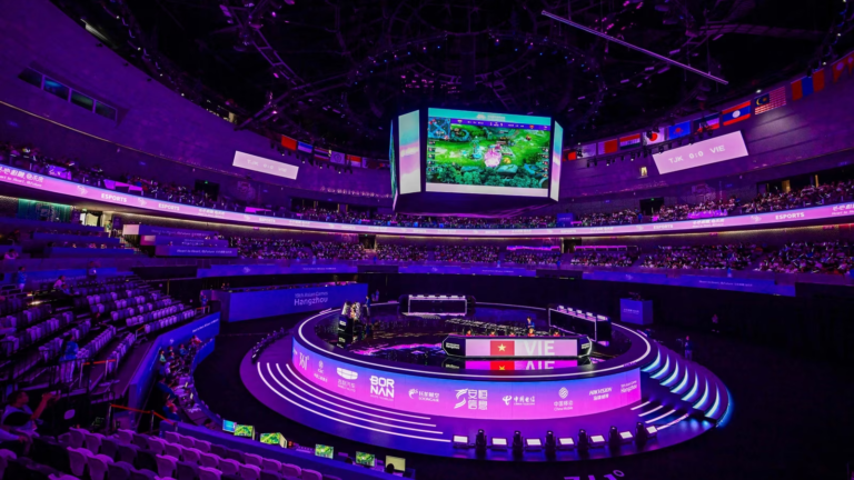 Read more about the article Why are Athletes Investing in Esports?